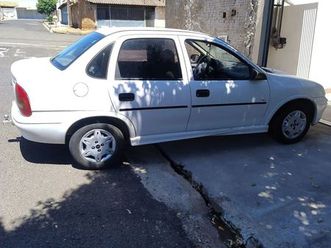 sedan gl 1.6 mpfi 4p