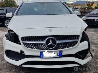 classe a180 allestimento amg