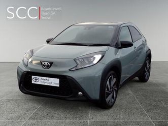 toyota aygo x edge hatchback's 1.0 vvt-i edge euro 6 (start/stop) 5dr