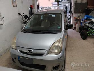 auto daihatsu cuore del 2007
