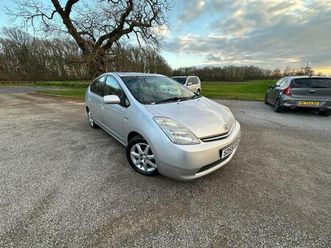 2009 toyota prius 1.5 vvti le 5dr cvt auto hatchback petrol/electric automatic