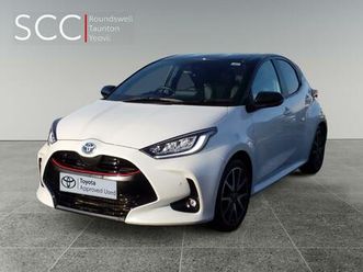 toyota yaris dynamic hatchback's 1.5 vvt-h dynamic e-cvt euro 6 (start/stop) 5dr
