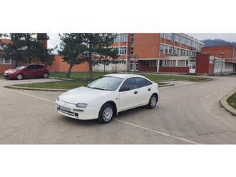 mazda 323 o c u v a n a