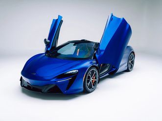 2025 mclaren artura spider
