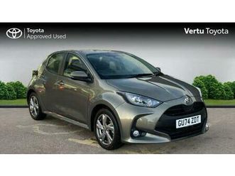 2024 toyota yaris 1.5 hybrid icon 5dr cvt hybrid hatchback hatchback hybrid automatic