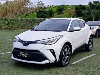 toyota c-hr 2.0 hsd square collection team deutschland 184cv hybrid 2021 maio/21