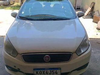 fiat grand siena essence dual. 1.6 flex 16v 2013