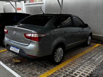 fiat grand siena essence 1.6 flex 16v 2015