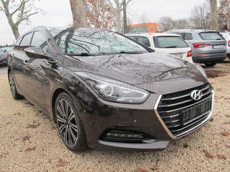 hyundai i40 1.7 crdi hp executive autómata váltó navigáció panorámatető
