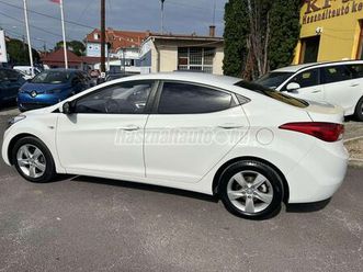 hyundai elantra 1.6i comfort