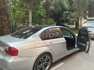 bmw 320i modèle 2007