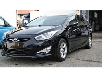 hyundai i40 cw 1.7 crdi premium 100kw automatik premium