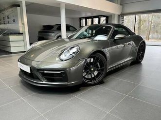 porsche 911 carrera 4 gts cabriolet