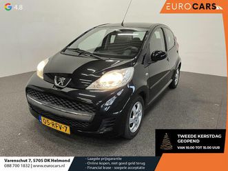 peugeot 107 1.0-12v xs airco, lichtmetalen velgen, 5 deurs, toerenteller, elektrische voorramen, radio cd/aux