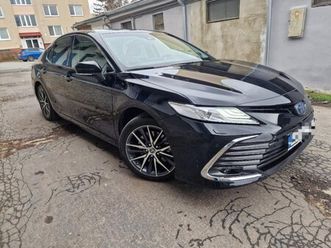 toyota camry 2.5 131kw automat. executive vip