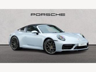 3.0t 992 4s targa pdk 4wd euro 6 (start/stop) 2dr