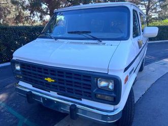 1992 chevy g30 sports van 2 owner 115,000 miles