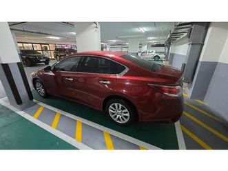 nisaan altima - 15000 aed - available for sale