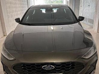 ford focus st-line x 155cv powershift