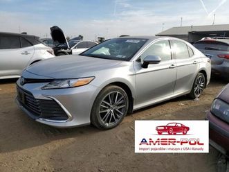 toyota camry 2023r., 2,5l camry xle 2.5 hybryda 208km