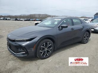 toyota crown 2023 2.5l hybrid awd 2.5 benzyna 236km