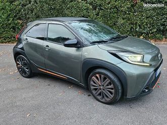 toyota aygo x toutes options toit ouvrant électrique
