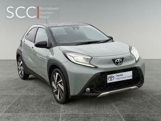 1.0 vvt-i exclusive euro 6 (start/stop) 5dr