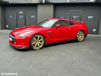 nissan gt-r black edition