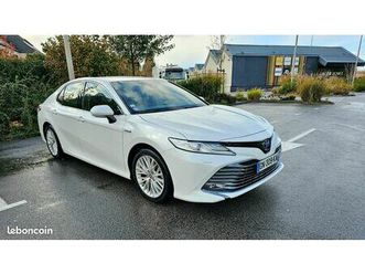 toyota camry hybride 218ch lounge 2021