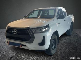 toyota hi lux hilux 2.4l d-4d 4x4 (rc23) hilux 2016 pick up x-tra cabine lecap phase 3