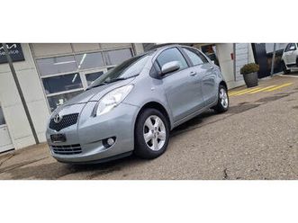 yaris 1.3 16v linea sol