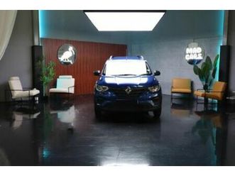 2023 renault triber 1.0 expression