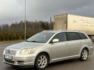 toyota avensis, cena 1 450 €. pārdodu koptu un labi uzturētu toyotu lukturi pārdodu nav - sludinājumi