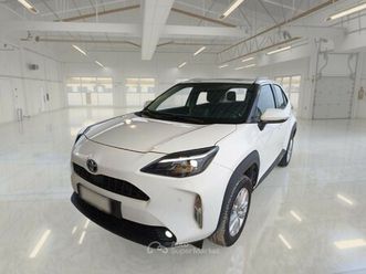 toyota yaris cross 1.5h 92cv e-cvt business
