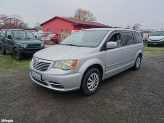 dodge grand caravan 3.8 benzin+gáz 7 személyes