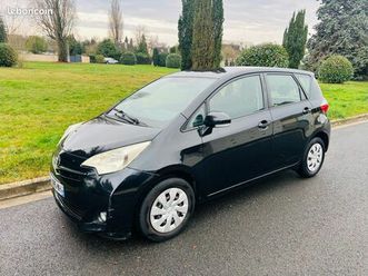 toyota verso-s 1.4 d-4d chaîne de distri 2012 5cv faible conso idéal jeune