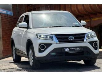 2022 toyota urban cruiser 1.5 xs