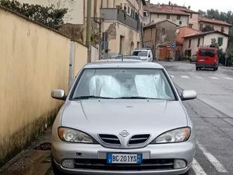 nissan primera 1600 anno 2000