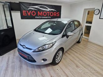 ford fiesta 1.4 automatica