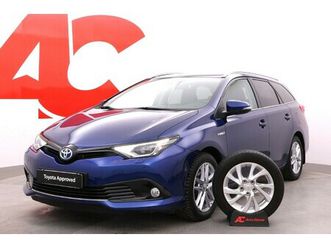 touring sports 1,8 hybrid active edition - / navi / kamera / merkkiliikkeen huoltokirja /