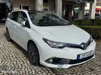 toyota auris touring sports 1.8 hsd exclusive+tss