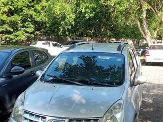 nissan livina grand sl 1.8 16v flex fuel aut. 2013