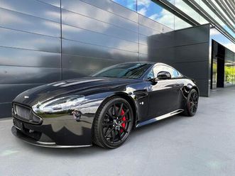 aston martin v12 vantage coupé 6.0 s sportshift: réserver un essai sur route !