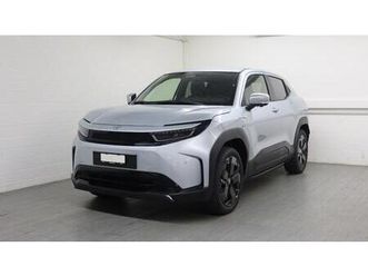 toyota urban cruiser premium awd: réserver un essai sur route !