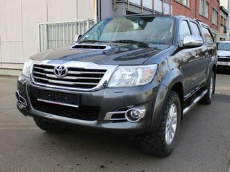 toyota hilux 3.0 d-4d 4wd stx amazonia // 14835 € + tva 21%