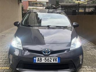 okazion 2012 toyota prius iv 1.8 benzine/hybrid €8,499 i dis