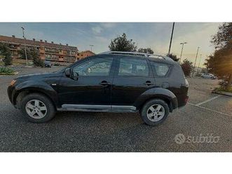 mitsubishi outlander instyle