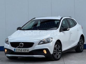 volvo v40 cross country 2.0 d2 cross country