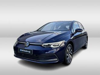 volkswagen golf 1.4 ehybrid style / carplay / elec trekhaak / parkeersensoren voor en achter