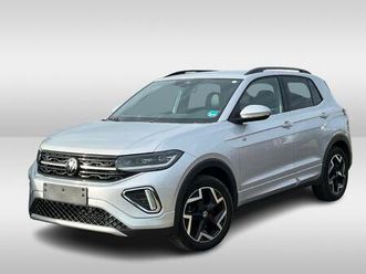 volkswagen t-cross 1.5 tsi 150pk r-line dsg automaat / navigatie / lm 17 inch / led iq / digital cockpit / afn trekhaak / camera / app